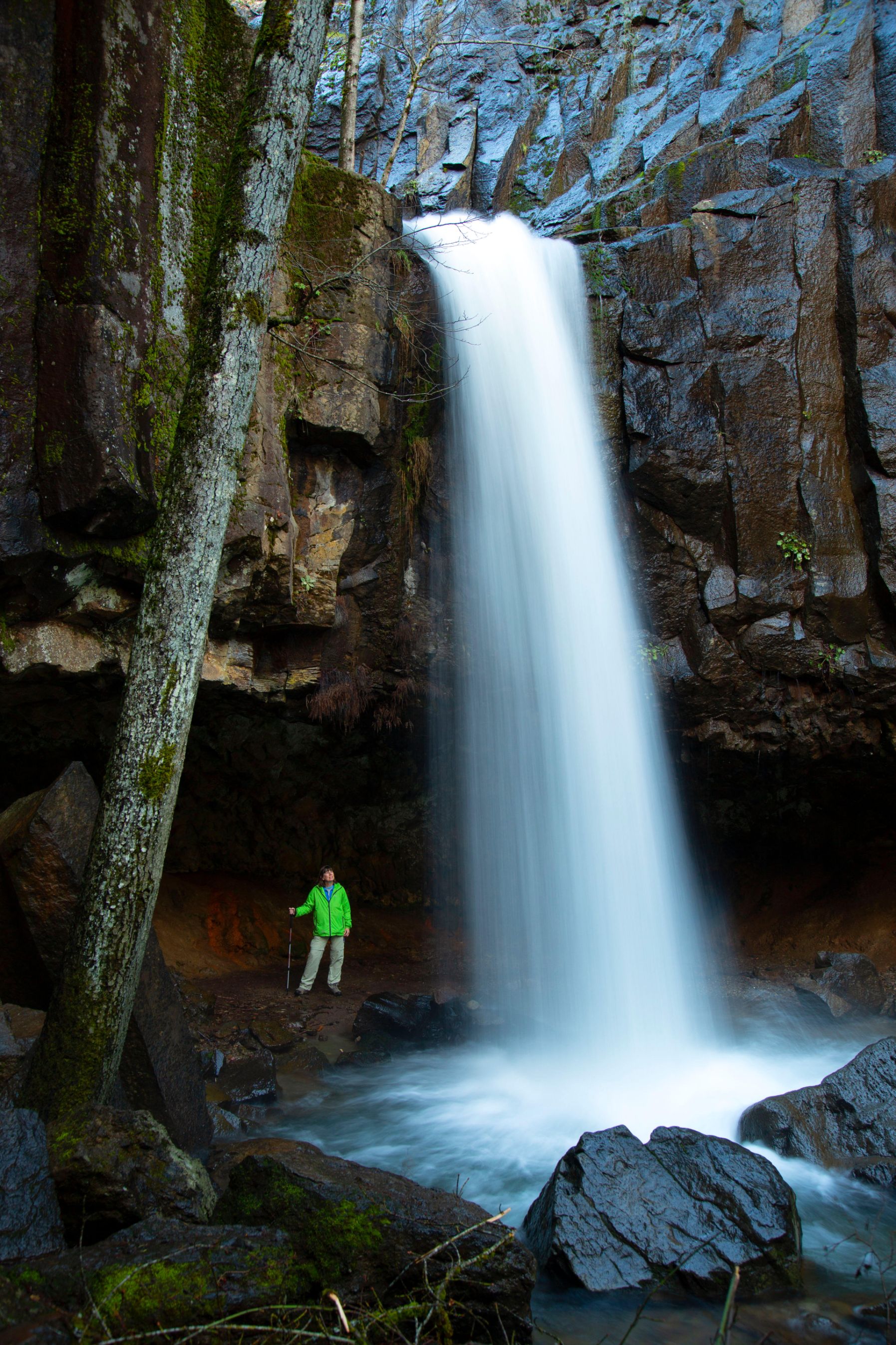 Dunsmuir & Hedge Creek Falls