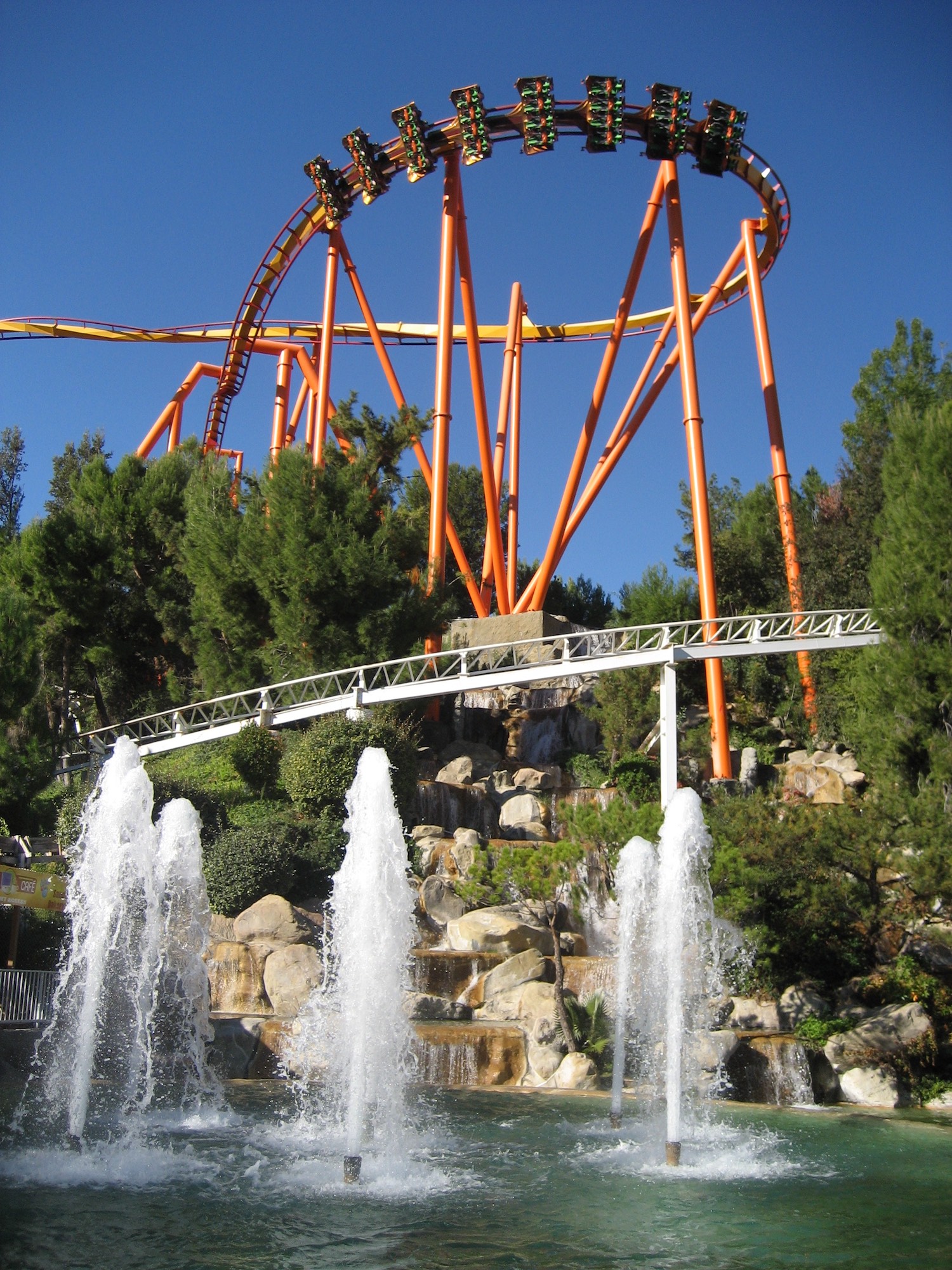 Six Flags Magic Mountain, Santa Clarita